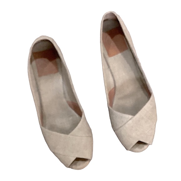 Tory Burch Espadrille Wedge Sandals 9 - Picture 4 of 11